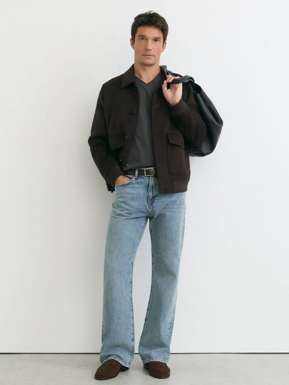 Reiss Washed Black Cotton V-neck Relaxed-fit T-shirt, view 4