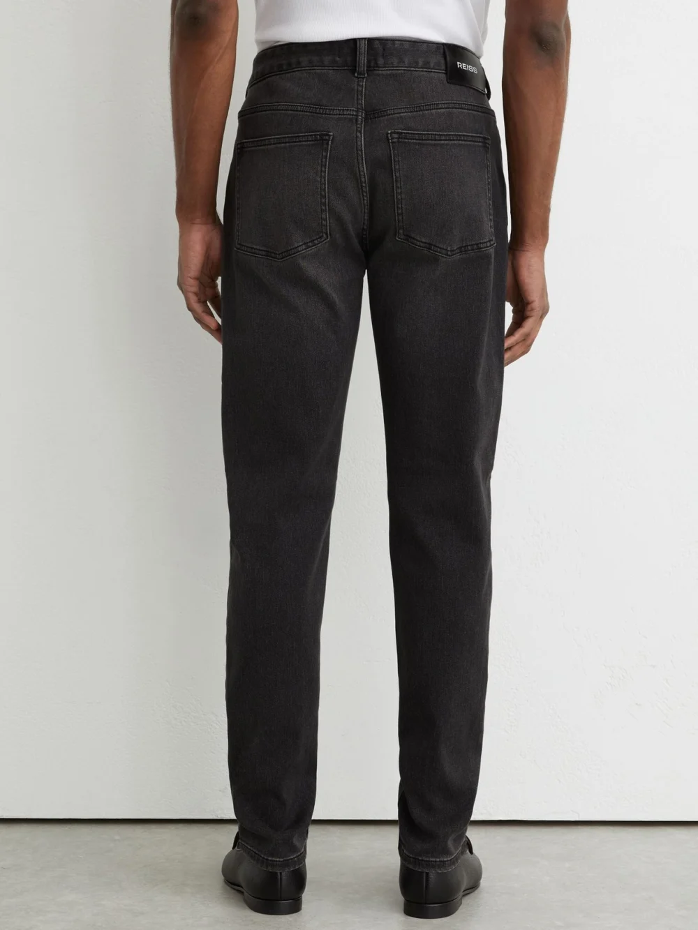 Reiss Washed Black Tapered Slim-fit Jeans, view 4