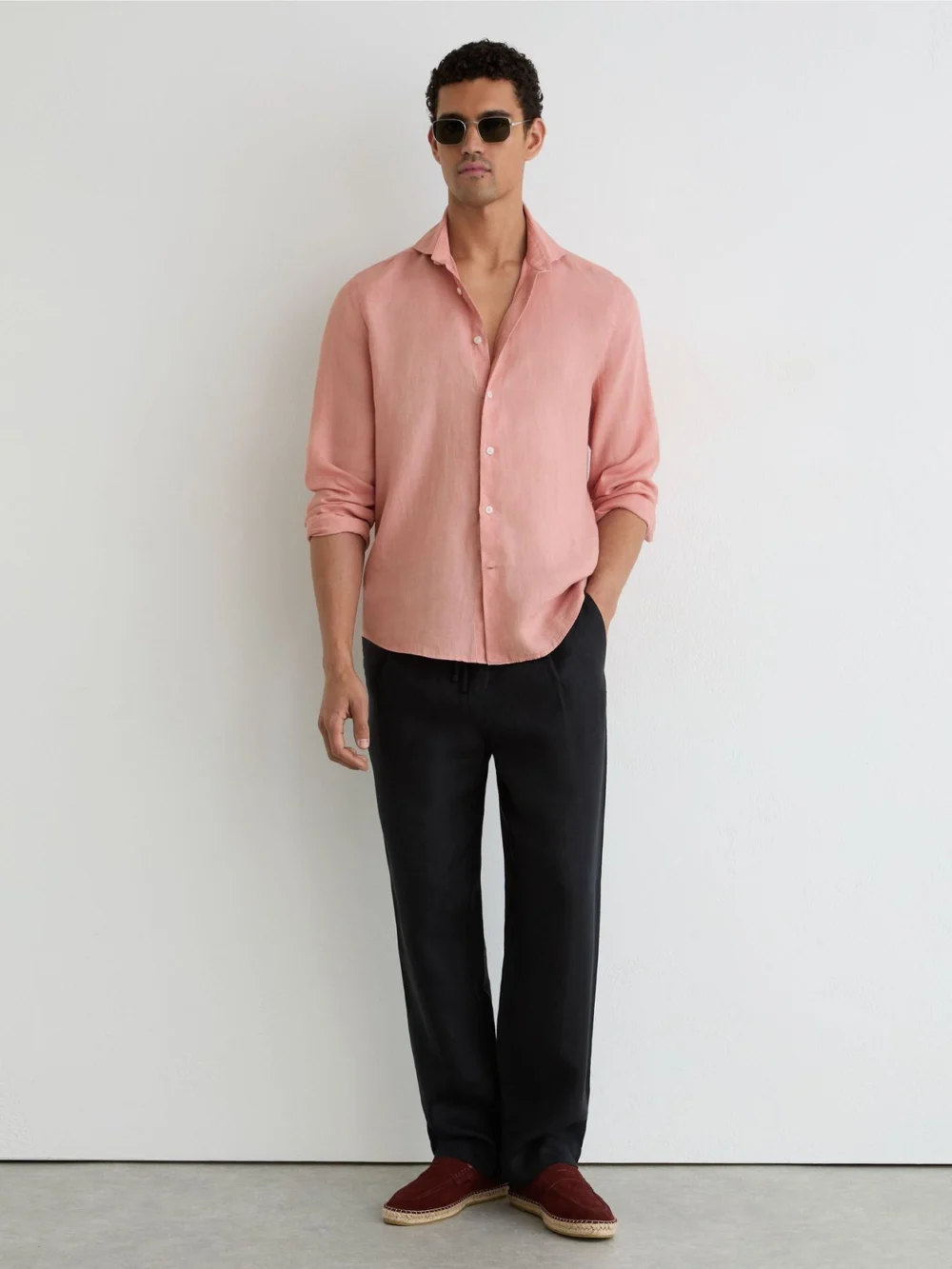 Reiss Watermelon Pink Linen Regular-fit Long-sleeve Shirt, view 3