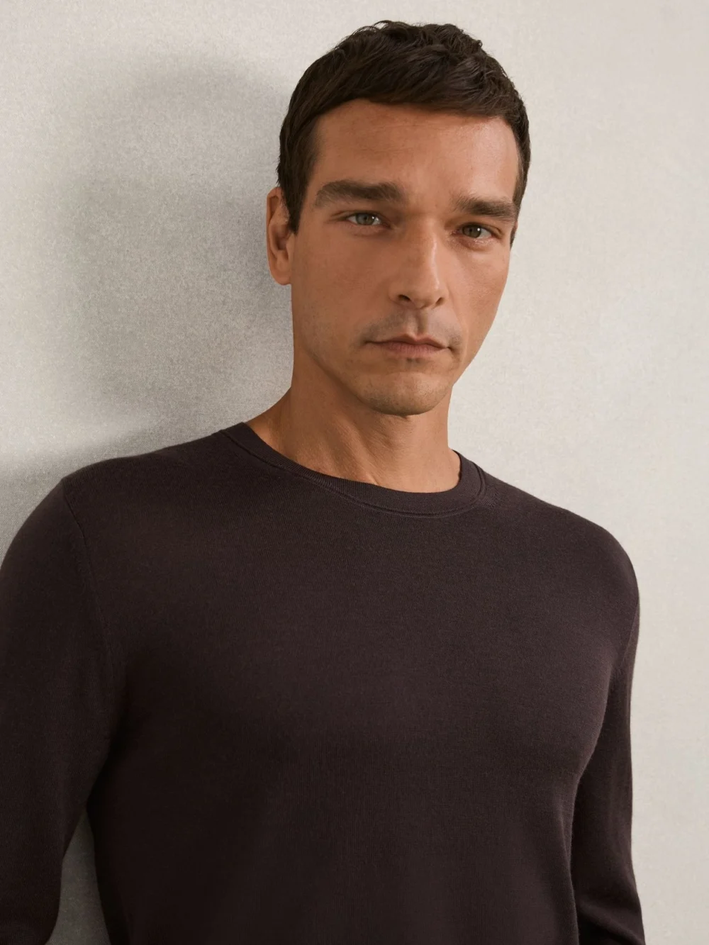 Reiss Wessex Dark Bordeaux Merino Wool Crew Neck Jumper, M in dark brown