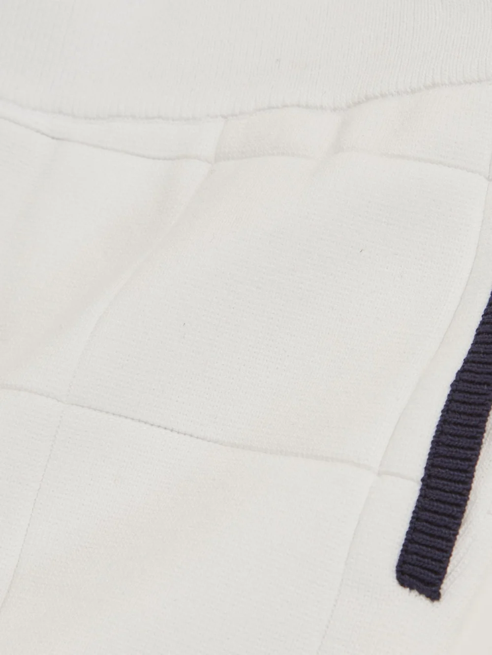 Reiss White & Navy 13-14 yrs Tipped Knit Stitch-detail Shorts,, view 4