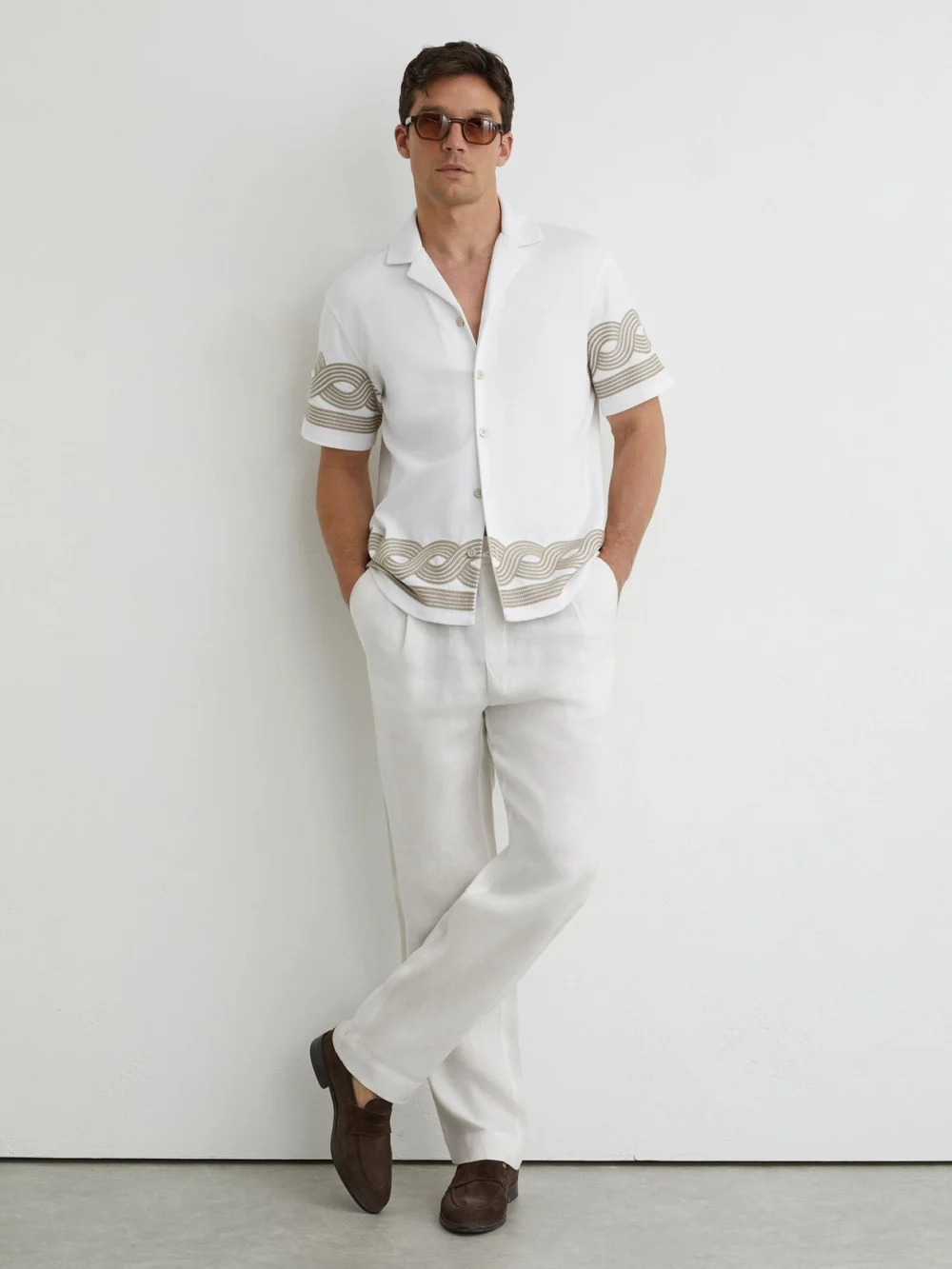 Reiss White Cotton-blend Embroidered Cuban-collar Shirt, view 4