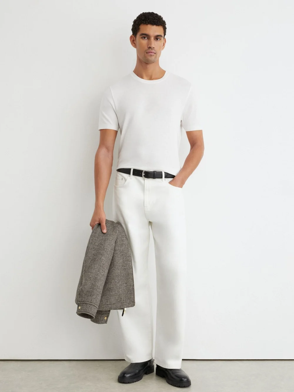 Reiss White Cotton- Crew-neck Modern-fit T-shirt, view 3