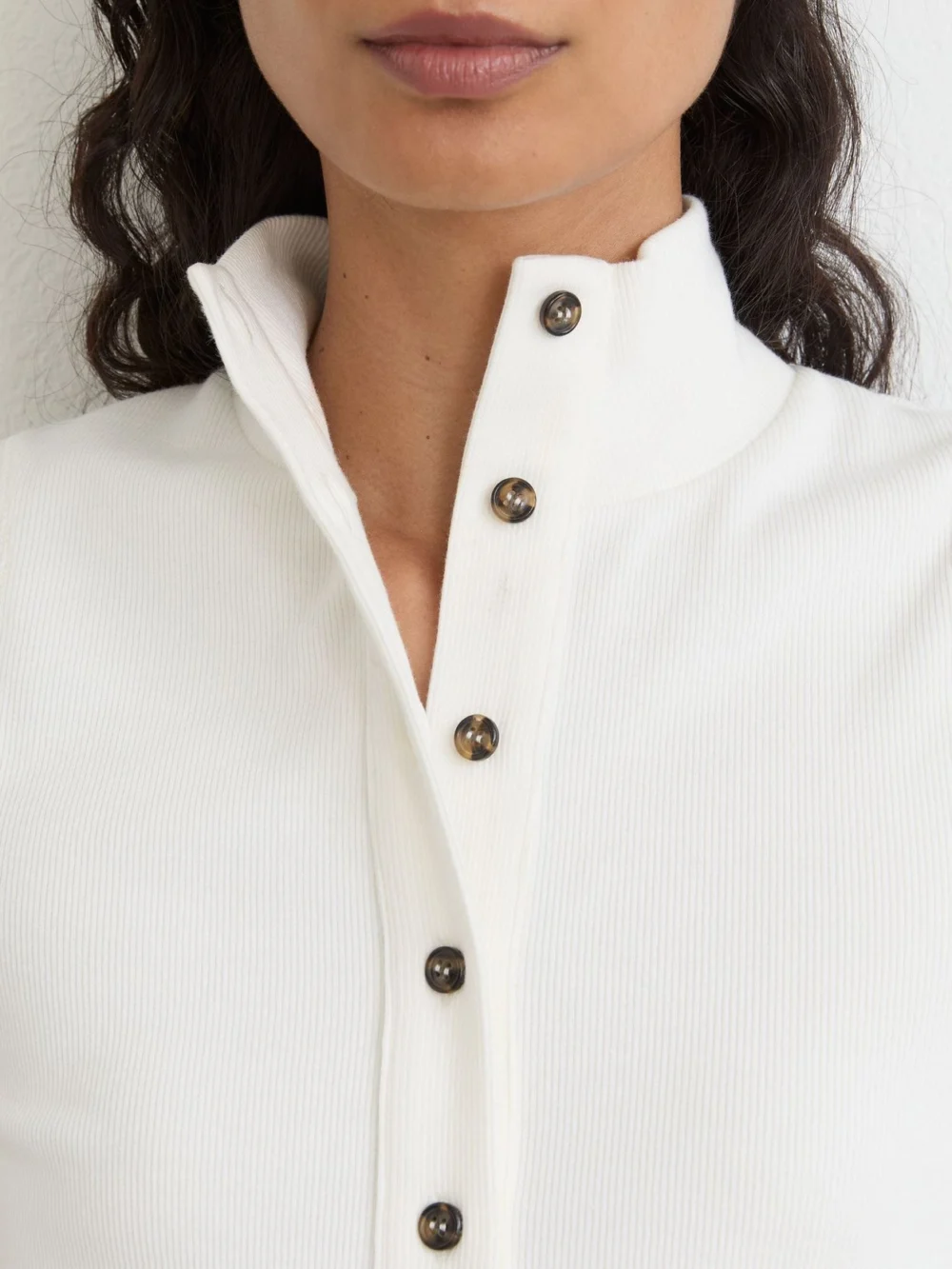 Reiss White Cotton-stretch Buttoned Funnel-neck Vest, view 4