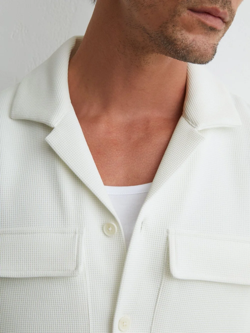 Reiss White Textured Twin-pocket Regular-fit Shirt, view 3