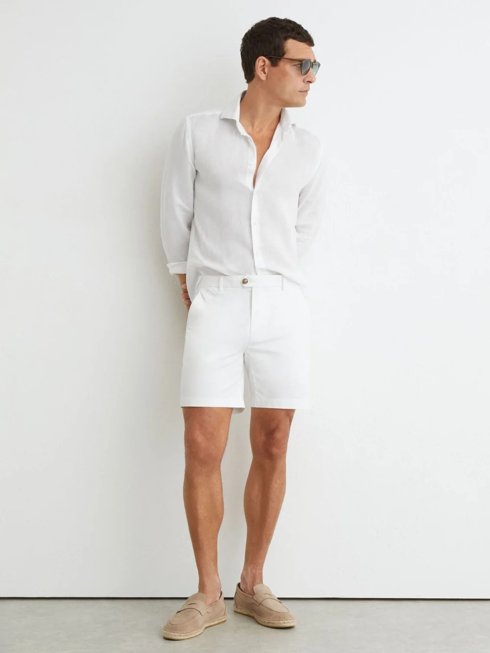 Reiss White Wickethort Length Cotton Chinohorts Withtretch, view 4