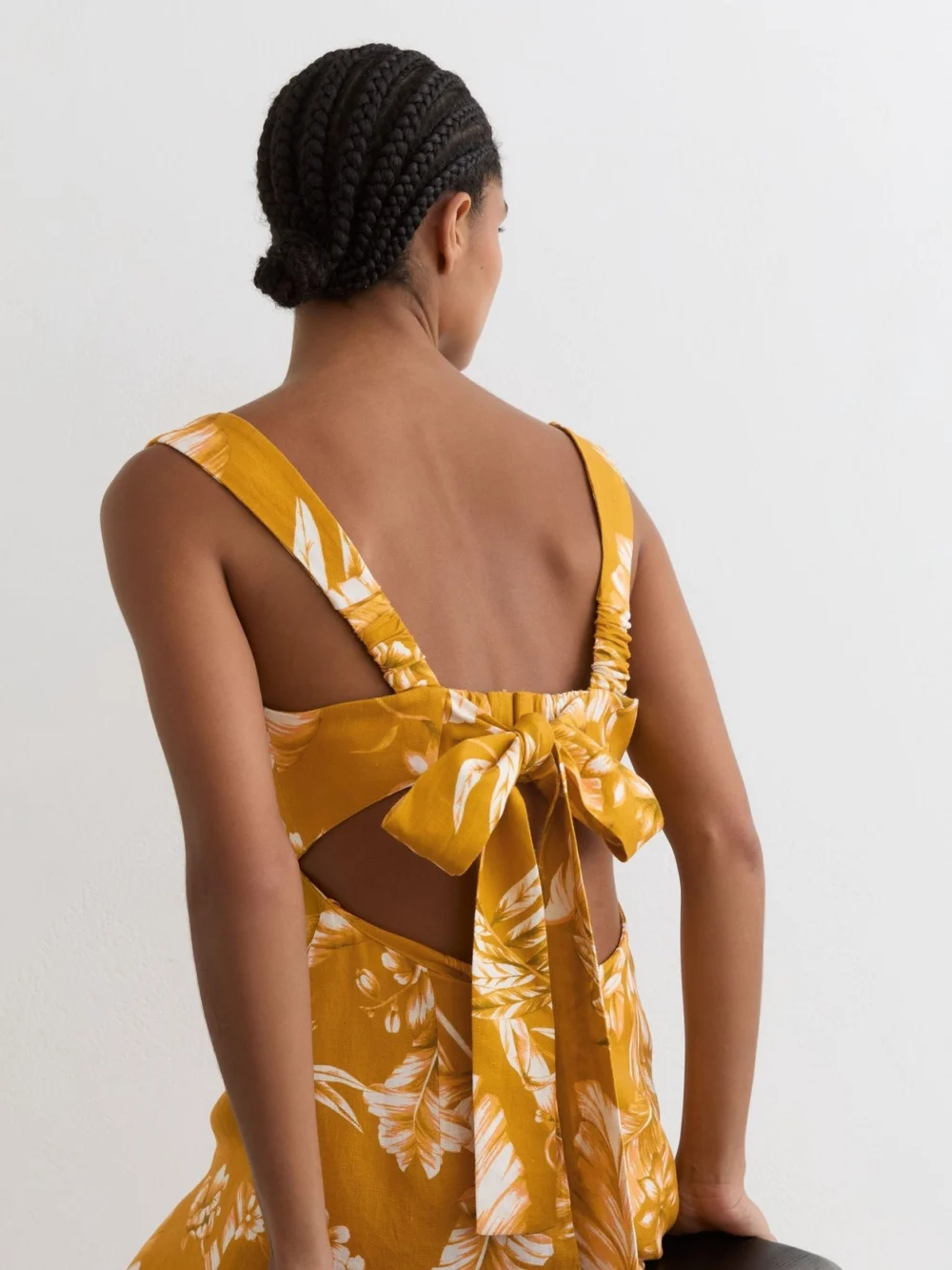Reiss Yellow Linen Floral-print Midi Dress, view 3