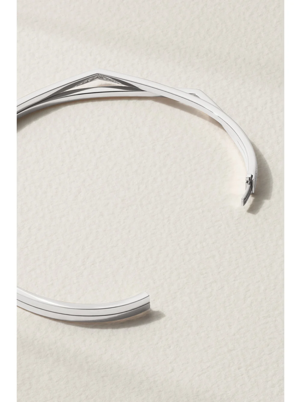 Back view of the Repossi Antifer 18-karat White Gold Diamond Bracelet