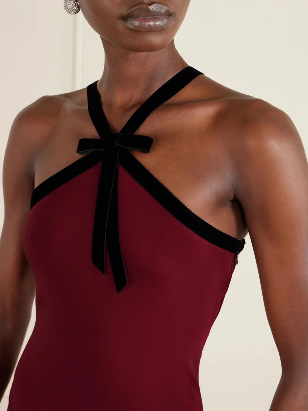 Close-up detail of the Rodarte Bow-detailed Velvet-trimmed Silk-crepe Gown