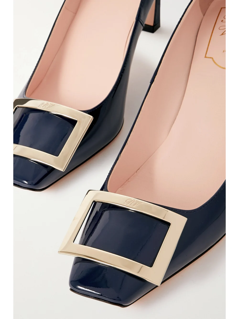 Close-up detail of the Roger Vivier Belle Vivier Trompette 70 Buckled Patent-leather Pumps