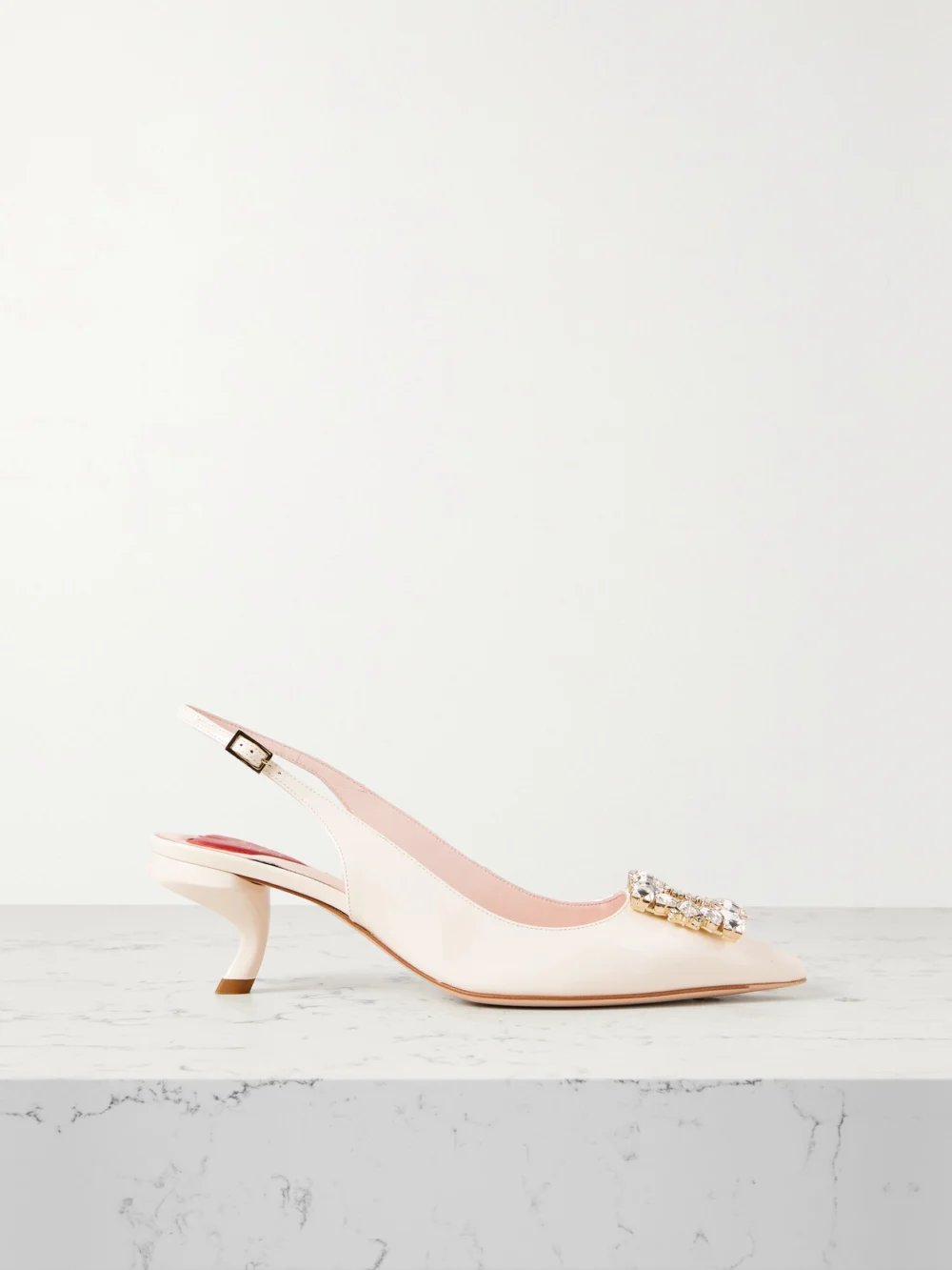 Roger Vivier Virgule Strass Crystal-embellished Patent-leather Slingback Pumps in off-white