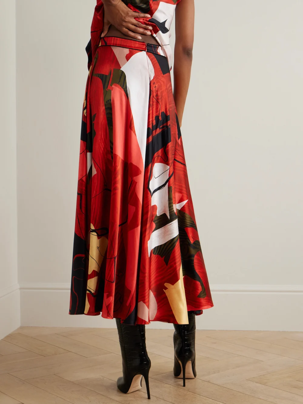 Back view of the Roksanda Ameera Printed Satin Midi Skirt
