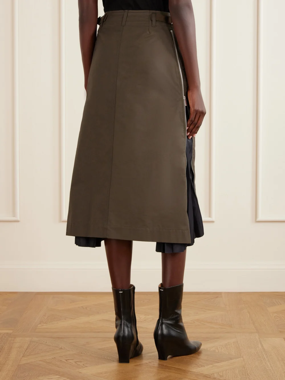Back view of the Sacai Weather Cotton-twill Midi Skirt