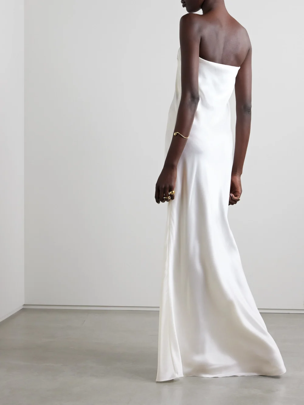 Back view of the Salon 1884 Linea Strapless Silk Gown