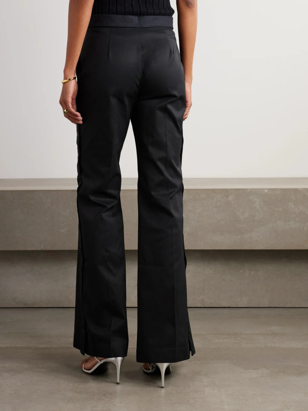 Back view of the Sasuphi Elettra Cotton-twill Wide-leg Pants