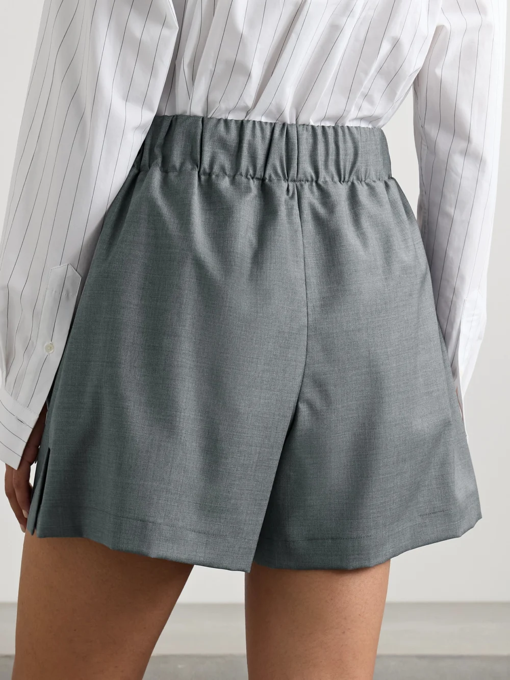 Back view of the Sasuphi Valentina Wool Shorts