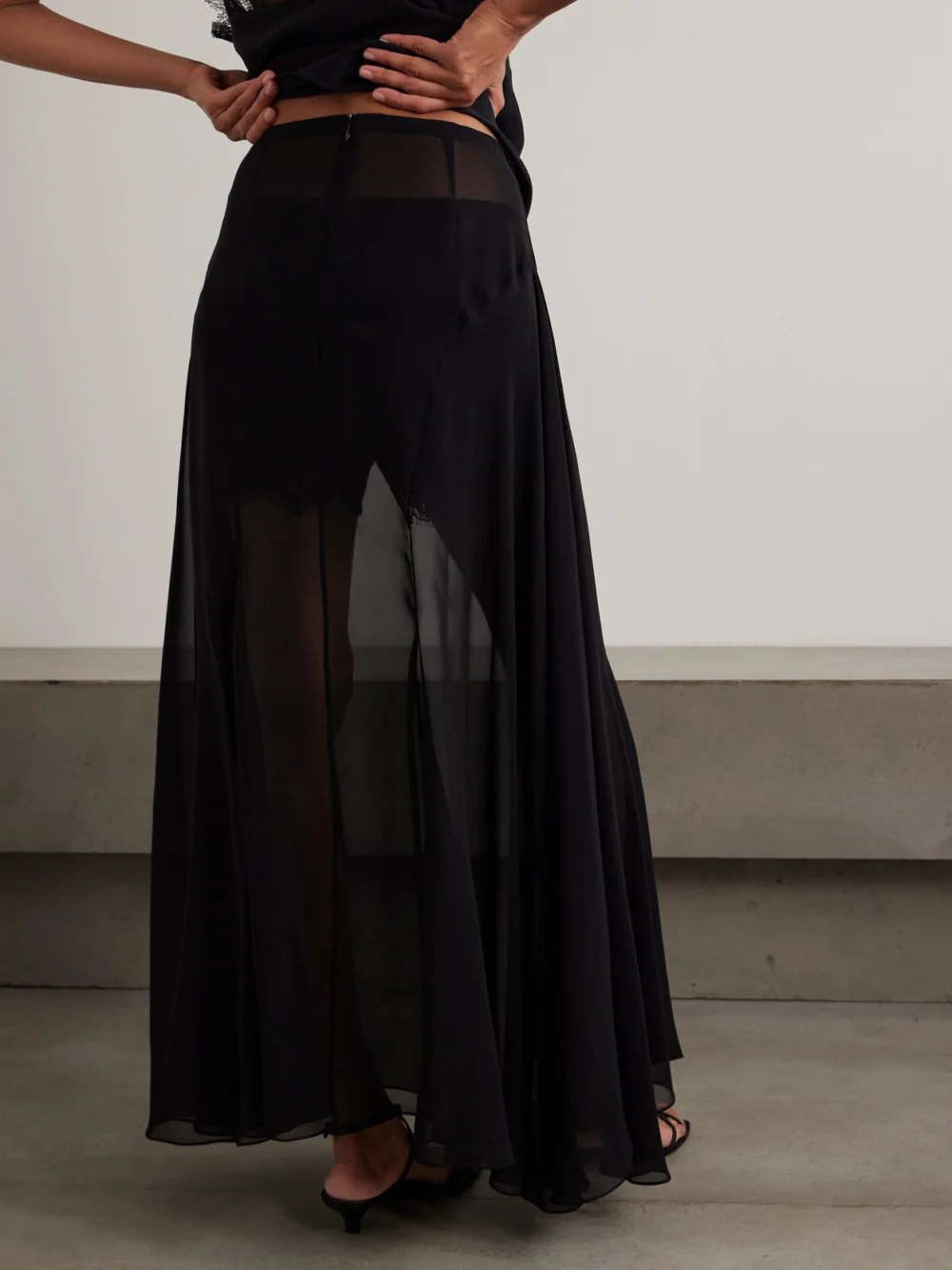Back view of the Sharon Wauchob Jay Asymmetric Pleated Silk-voile Skirt