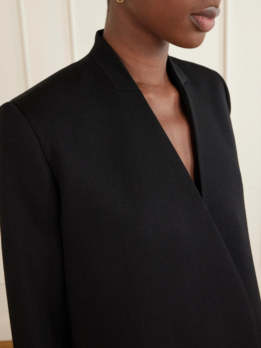 Close-up detail of the Sharon Wauchob Wool Blend Blazer