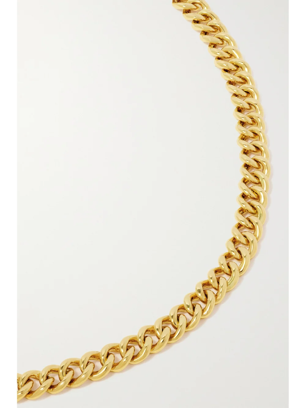 Close-up detail of the Shay 18-karat Gold Necklace