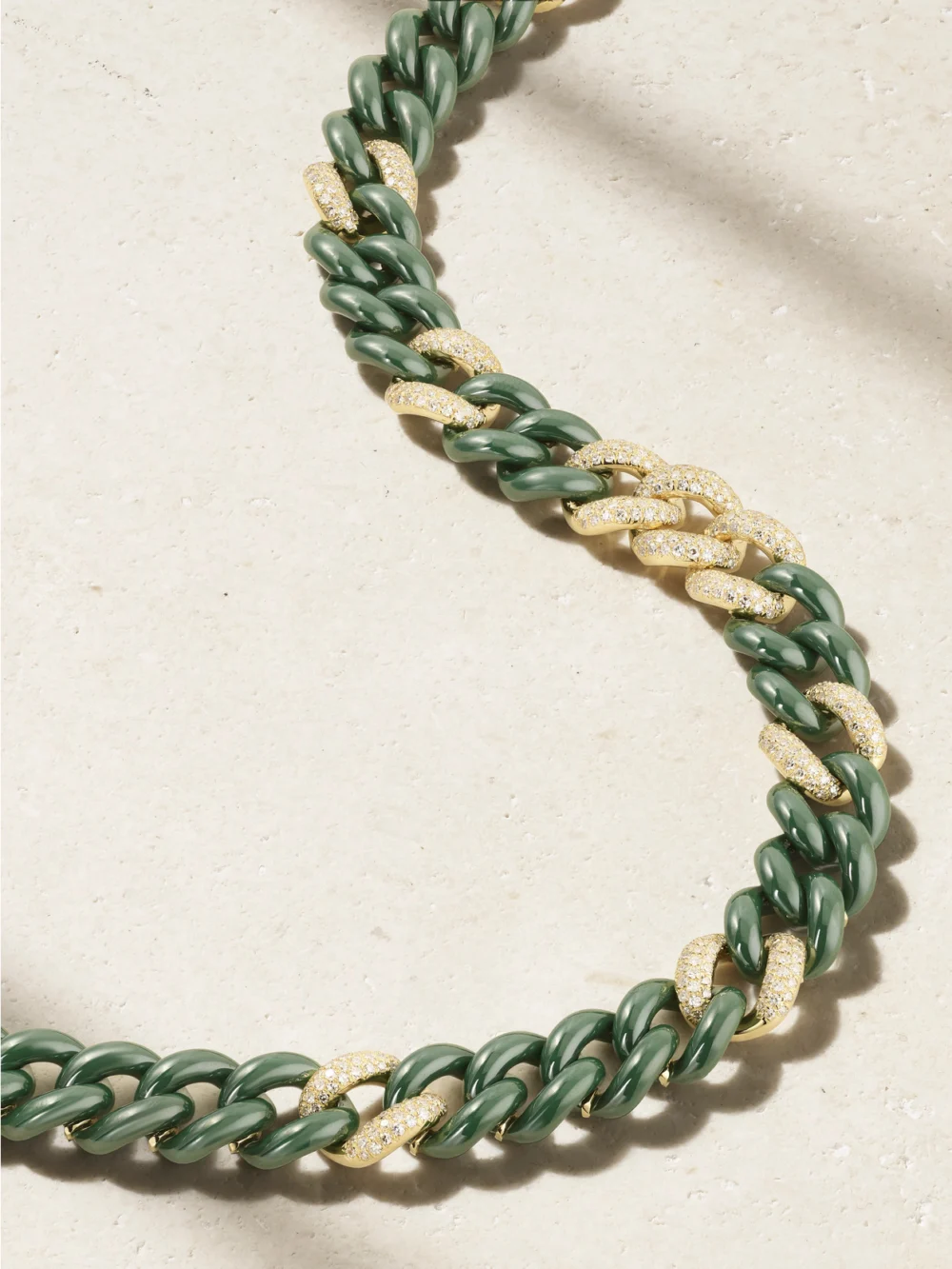 Close-up detail of the Shay Essential Link 18-karat Gold, Ceramic and Diamond Necklace