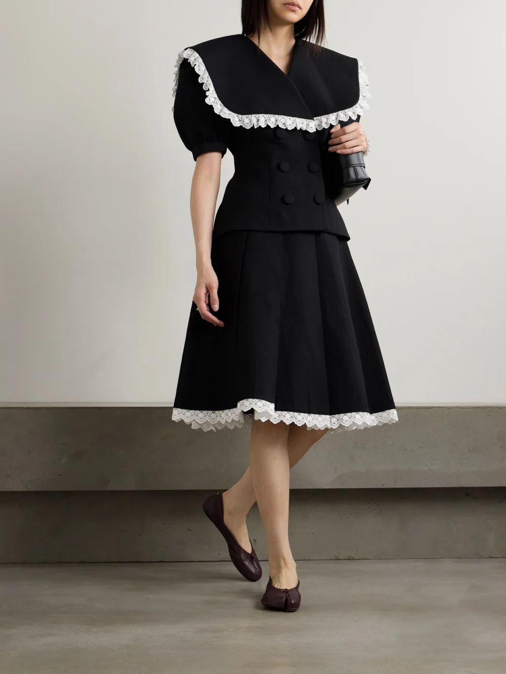 Shushu/Tong Lace-trimmed Pleated Wool and Silk-blend Midi Skirt, worn by a model