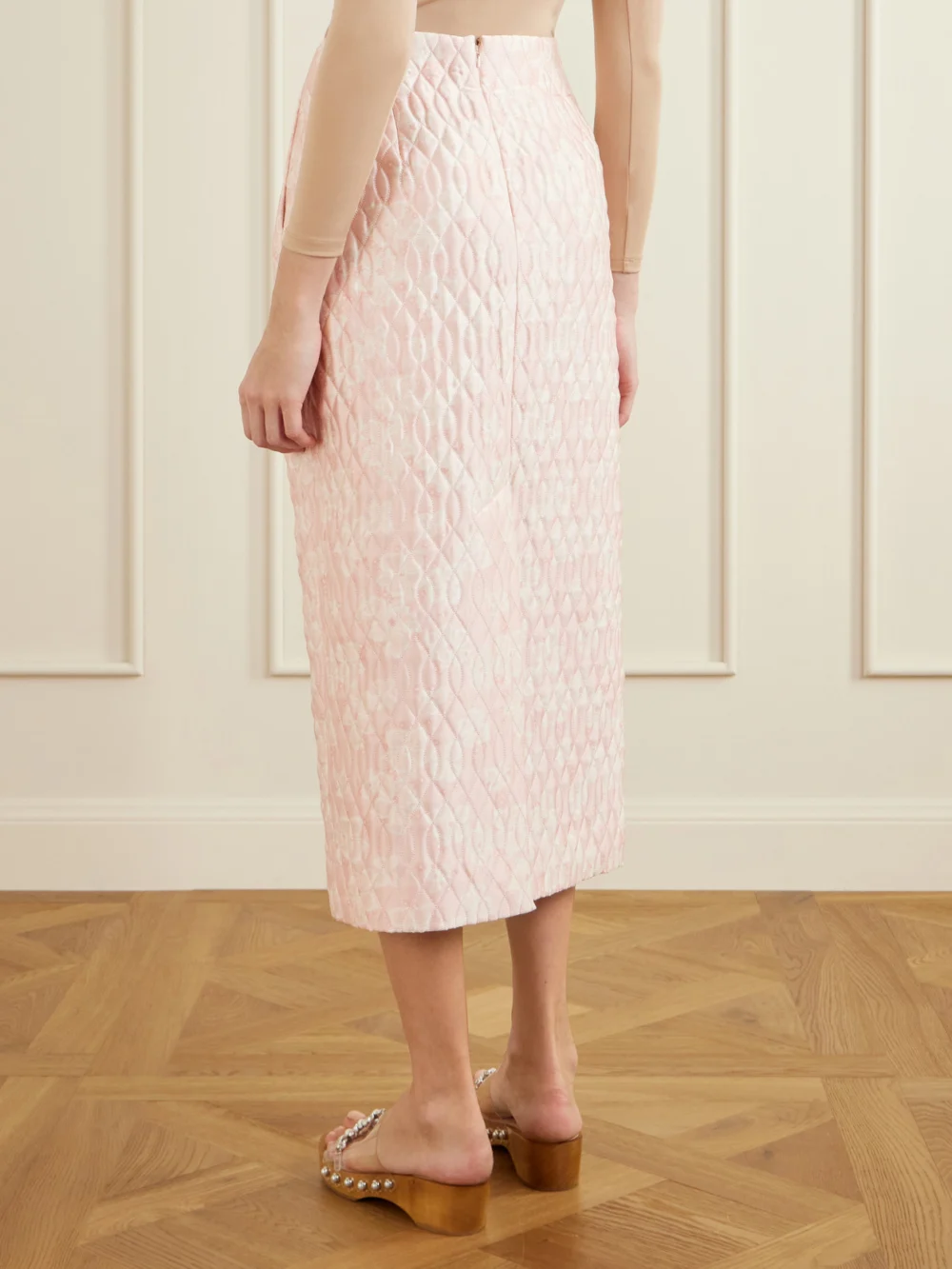 Back view of the Simone Rocha Bow-detailed Chenille-trimmed Quilted Printed Satin Midi Skirt