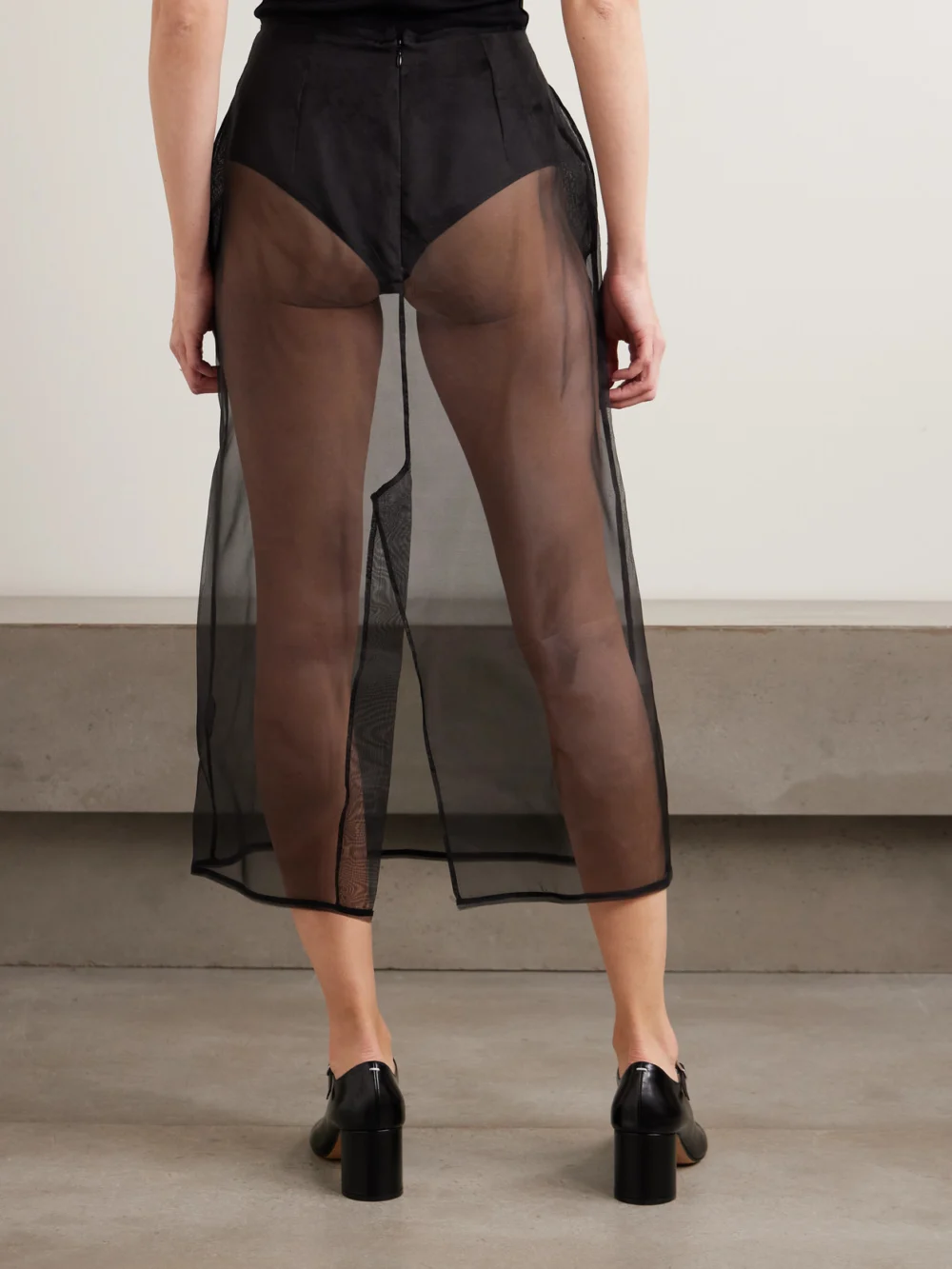 Back view of the Simone Rocha Bow-detailed Silk-organza Midi Skirt