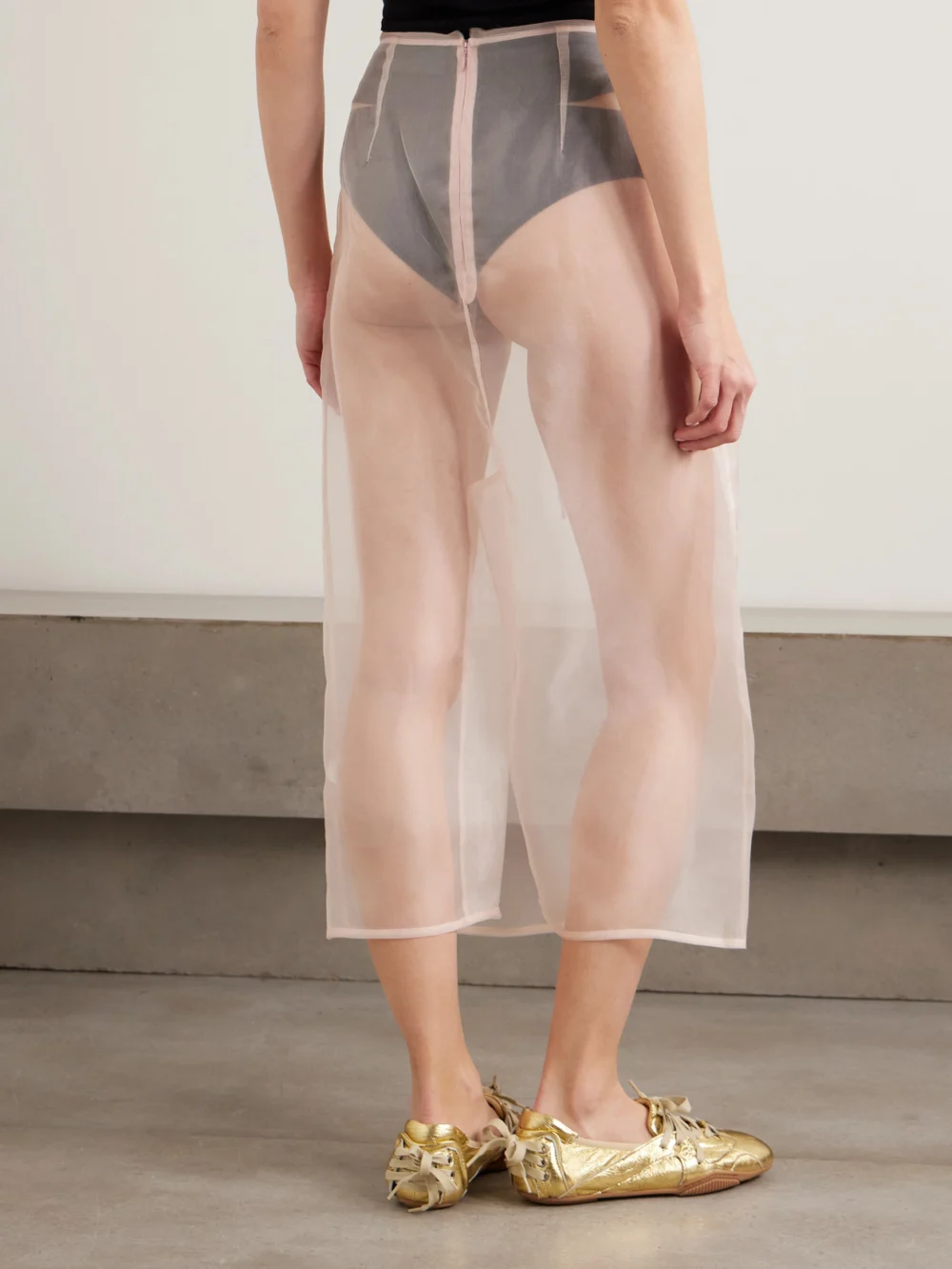 Back view of the Simone Rocha Bow-detailed Silk-organza Midi Skirt