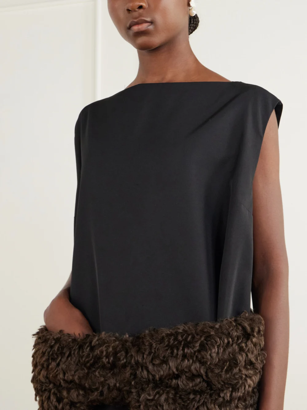 Close-up detail of the Simone Rocha Plush-trimmed Twill Midi Dress