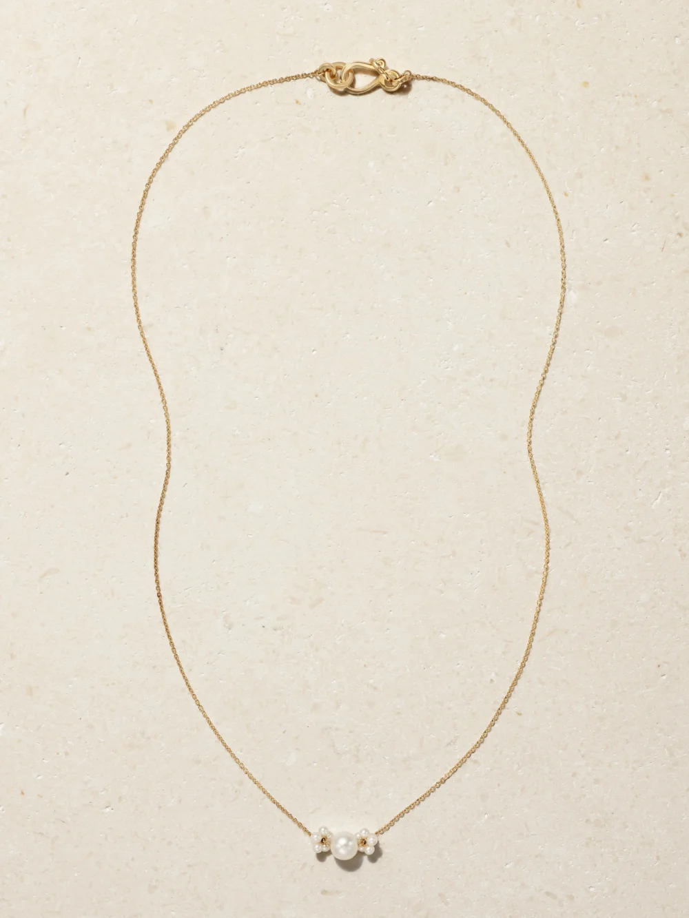 Close-up detail of the Sophie Bille Brahe Orangerie De Perles 14-karat Gold Pearl Necklace