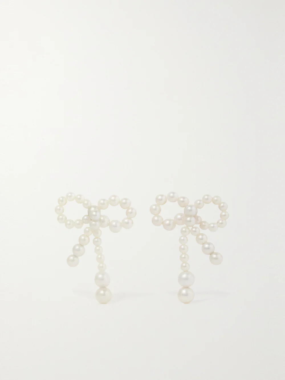 Sophie Bille Brahe Rosette De Perles 14-karat Gold Pearl Earrings in white