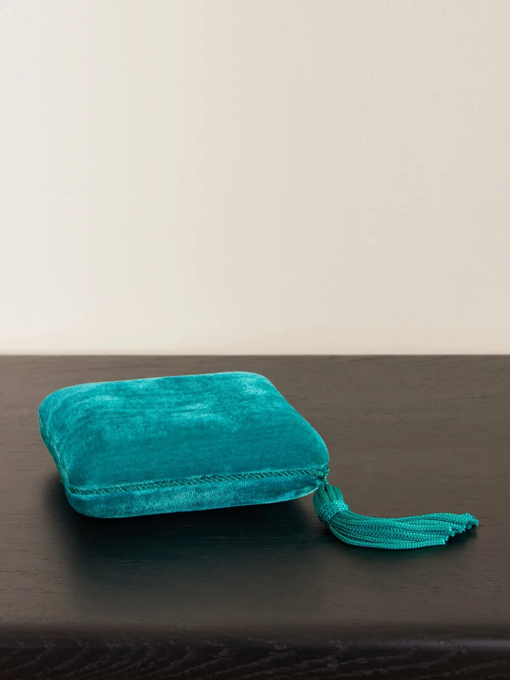 Sophie Bille Brahe Small Velvet Jewelry Box in green