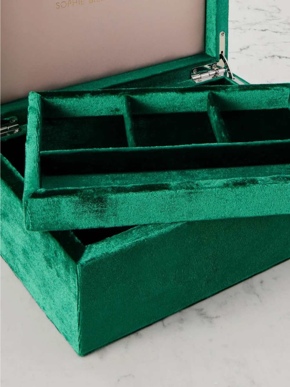 Close-up detail of the Sophie Bille Brahe Trésor Grande Velvet Jewelry Box