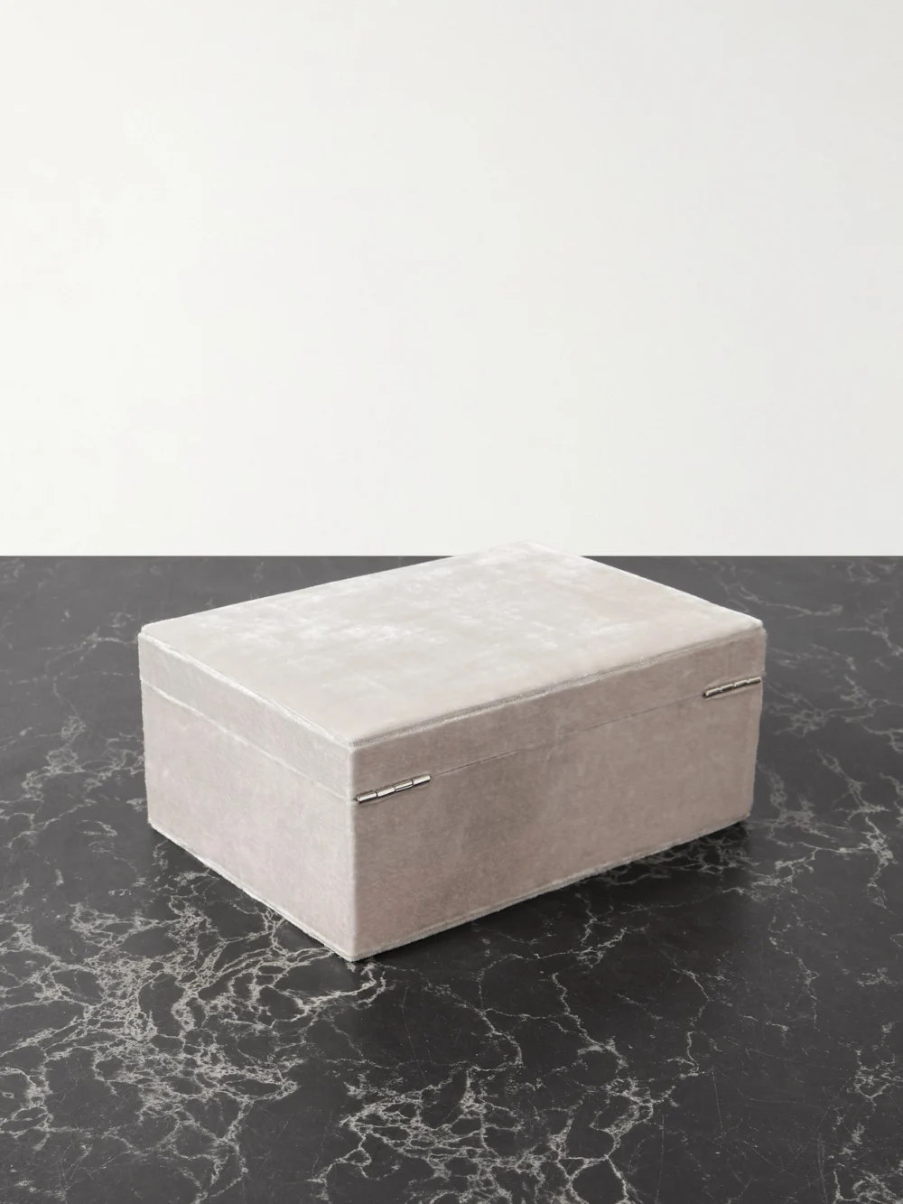 Back view of the Sophie Bille Brahe Trésor Large Velvet Jewelry Box