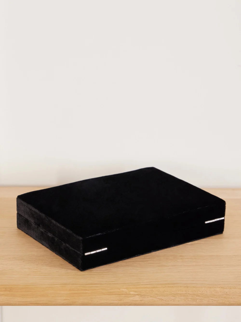 Back view of the Sophie Bille Brahe Trésor Velvet Jewelry Box