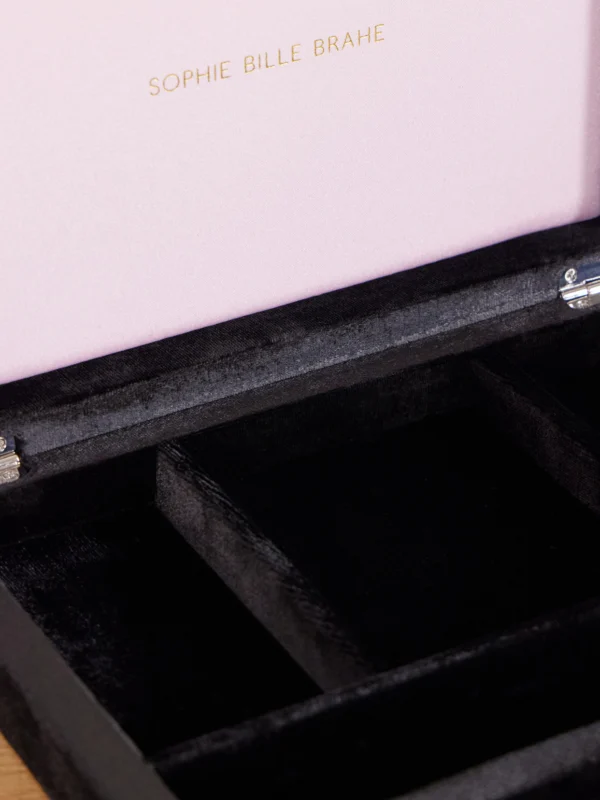 Close-up detail of the Sophie Bille Brahe Trésor Velvet Jewelry Box