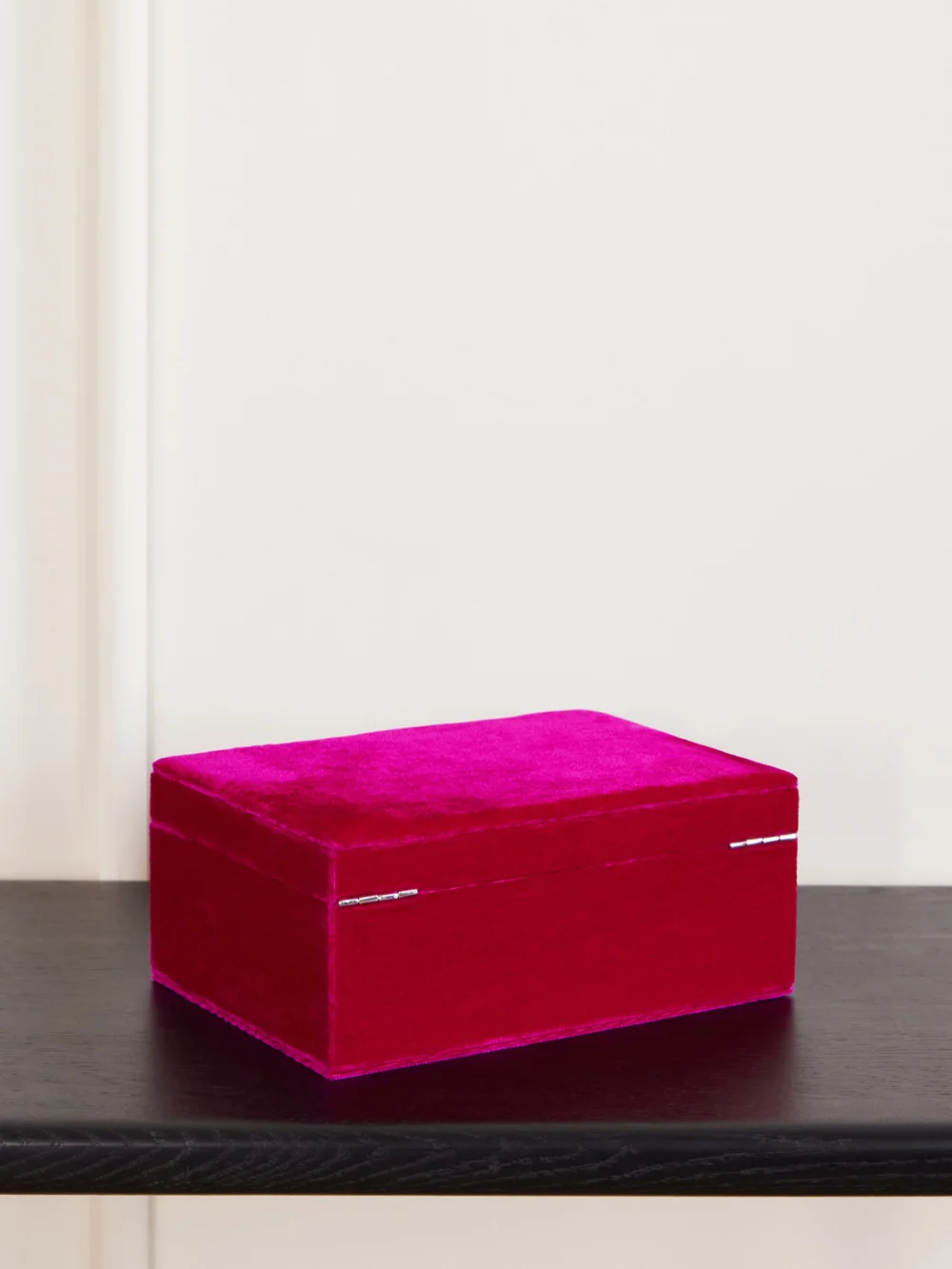 Back view of the Sophie Bille Brahe Trésor Velvet Jewelry Box