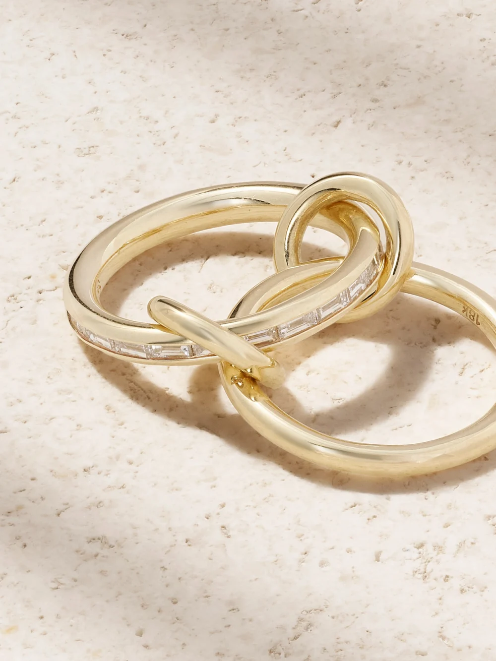 Close-up detail of the Spinelli Kilcollin Leora 18-karat Gold Diamond Ring