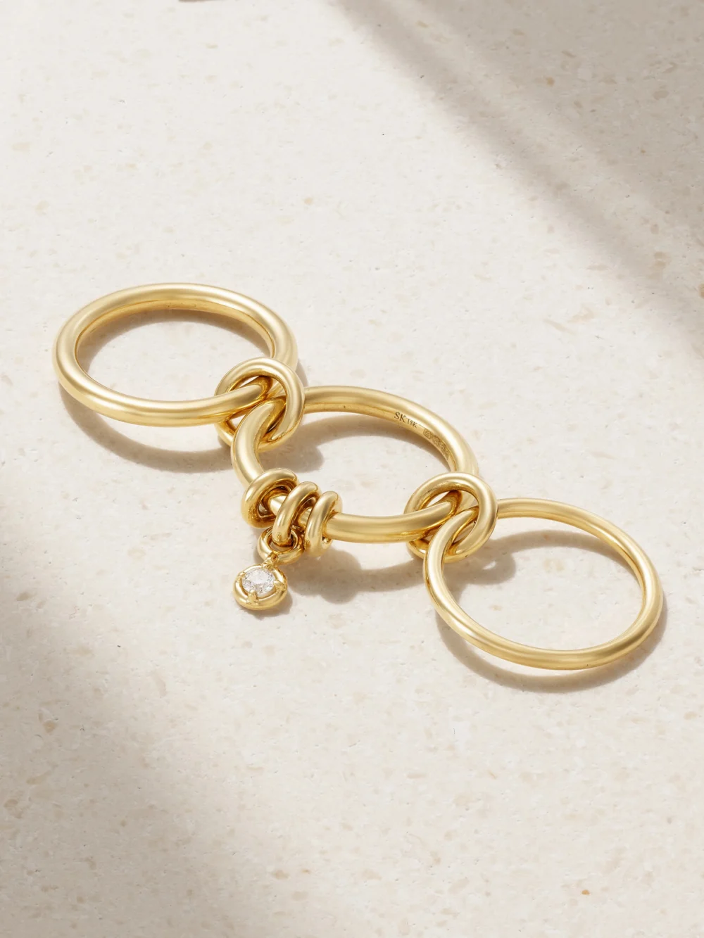 Back view of the Spinelli Kilcollin Piera Set of Three 18-karat Gold Diamond Rings