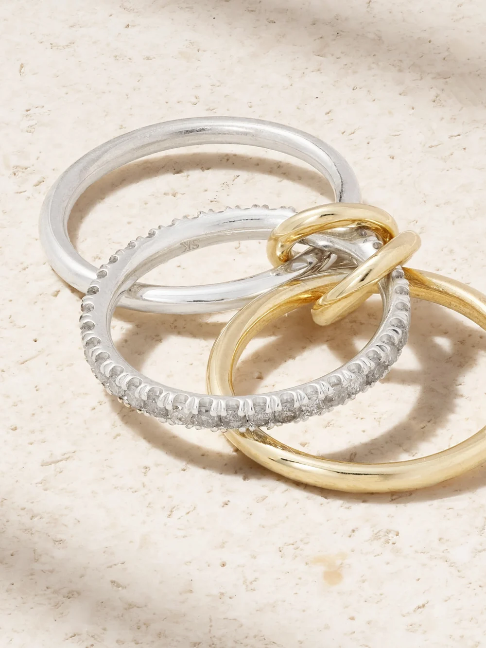 Close-up detail of the Spinelli Kilcollin Tigris 18-karat Gold, Sterling Silver and Diamond Ring