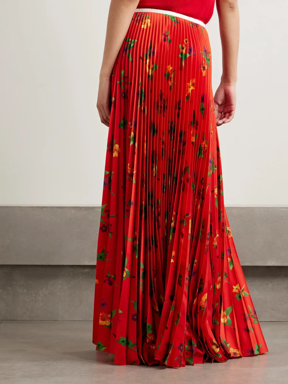 Back view of the S.S. Daley Sunray Pleated Floral-print Satin Maxi Skirt