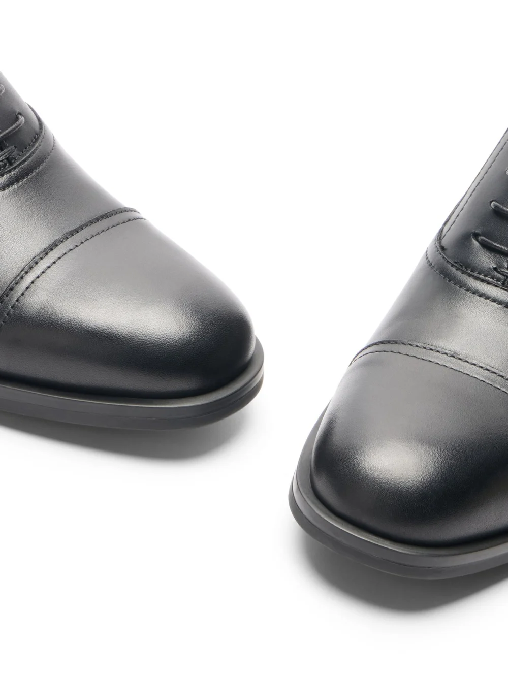 Stuart Weitzman Sw Club Classic Oxford in Black, view 6