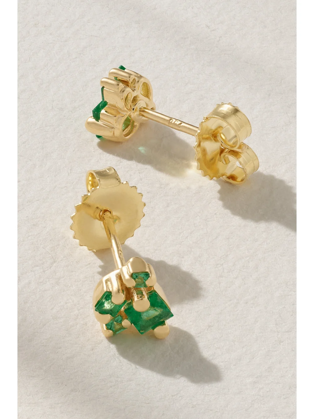 Close-up detail of the Suzanne Kalan 18-karat Gold Emerald Earrings