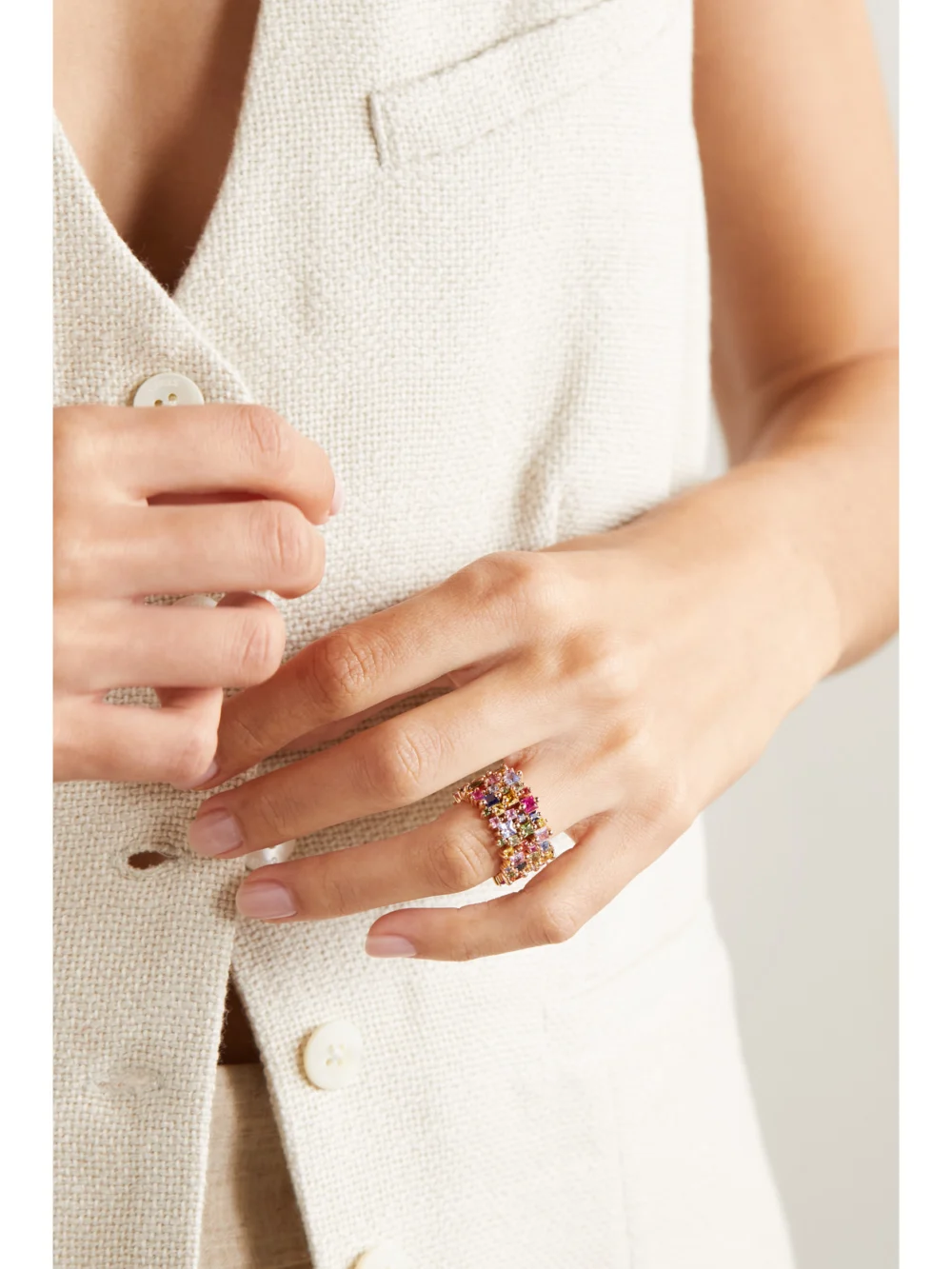 Suzanne Kalan 18-karat Rose Gold Sapphire Ring, styled view