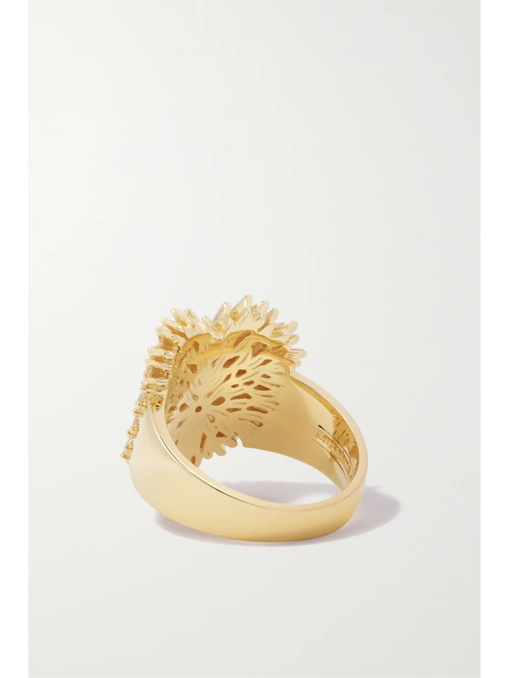 Back view of the Suzanne Kalan Heart 18-karat Gold Diamond Ring