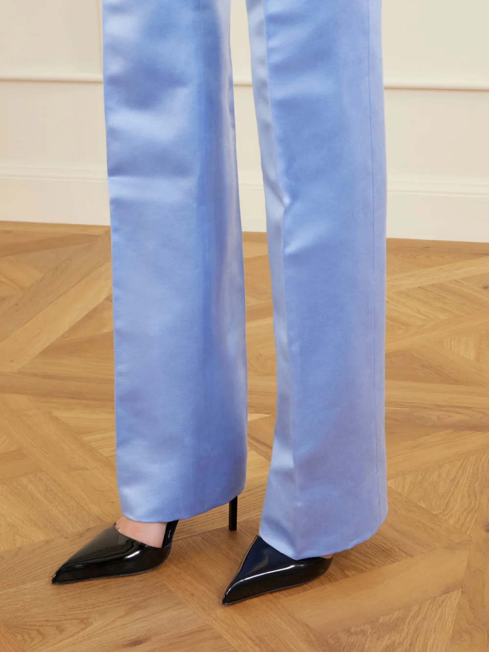 Close-up detail of the Tom Ford Cotton and Silk-blend Duchesse Satin Straight-leg Pants