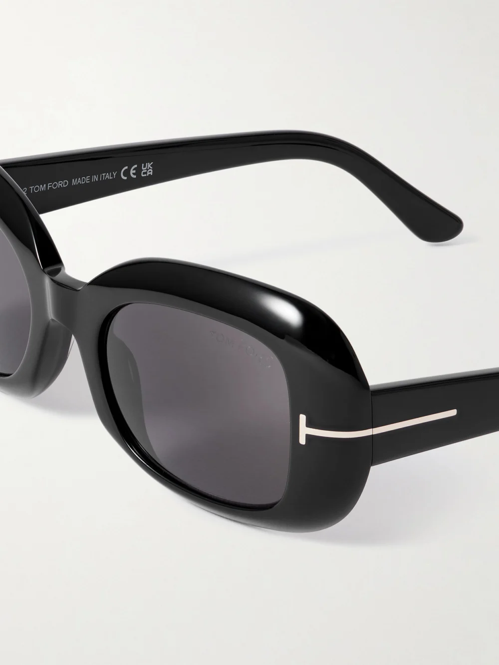 Close-up detail of the Tom Ford Paloma Square-frame Acetate Sunglasses