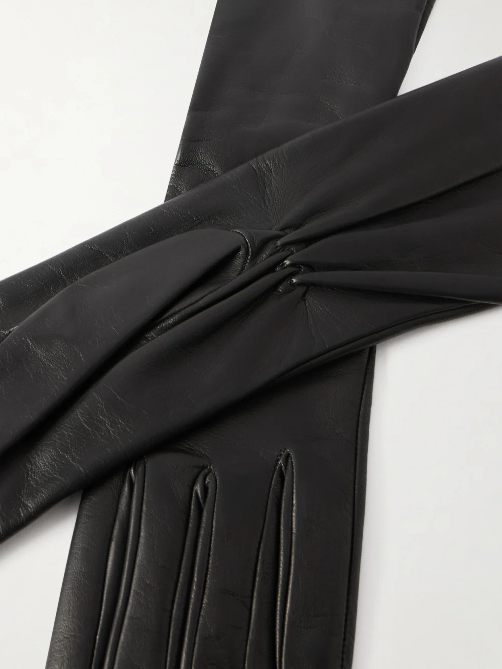 Close-up detail of the Totême Leather Gloves