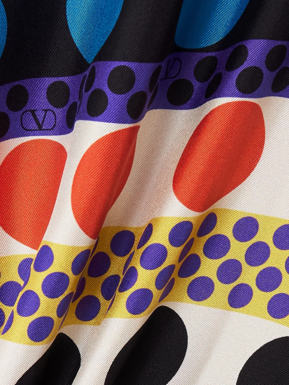 Close-up detail of the Valentino Garavani Belted Ruffled Printed Silk-twill Robe
