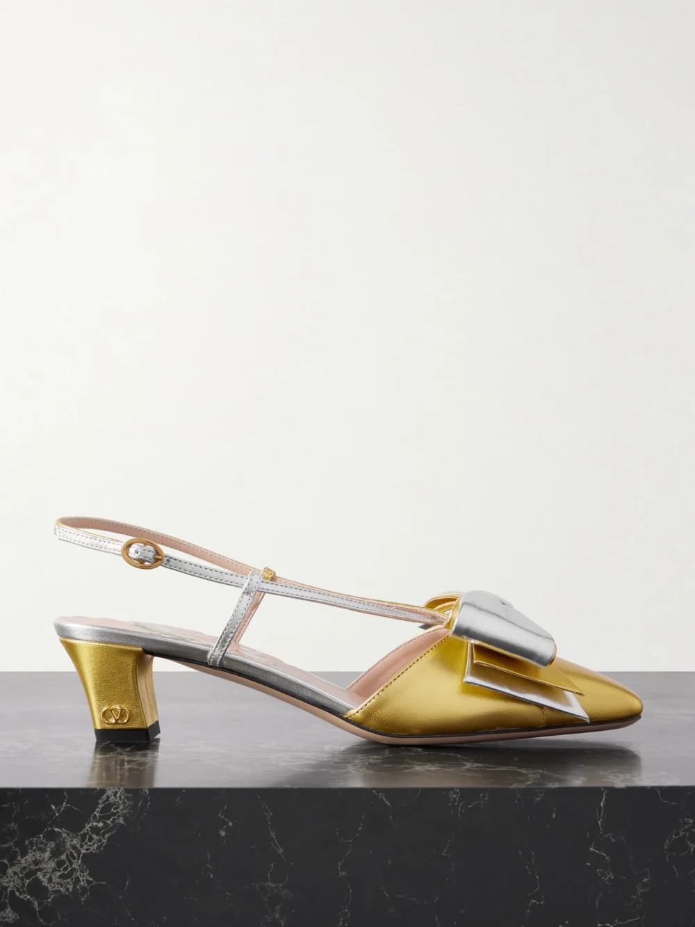 Valentino Garavani Bowbow Two-tone Metallic Leather Pumps in gold